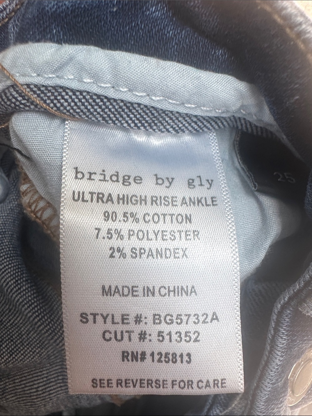 Bridge by  GLY Mid Rise Ankle Jeans - Blue - Picture 4 of 6